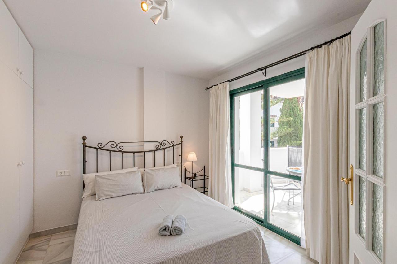 797 Holiday Rentals - Apartamento Frente Al Parque La Paloma Con Piscina Бенальмадена Экстерьер фото