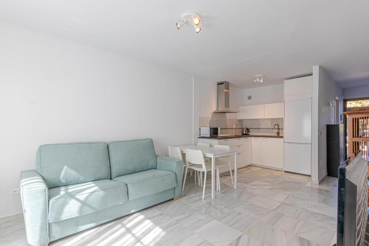 797 Holiday Rentals - Apartamento Frente Al Parque La Paloma Con Piscina Бенальмадена Экстерьер фото