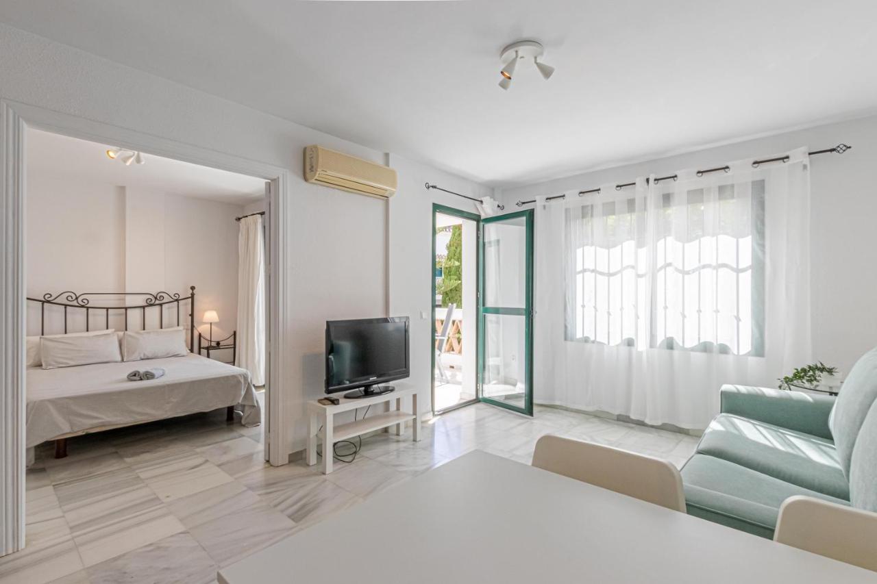 797 Holiday Rentals - Apartamento Frente Al Parque La Paloma Con Piscina Бенальмадена Экстерьер фото